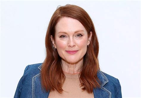 julian moore nude|Julianne Moore Nude Photos & Naked Sex Videos